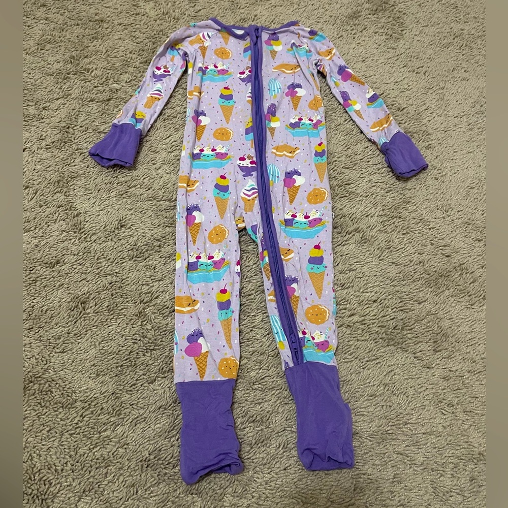 Ice cream 12-18 month little sleepies zippy